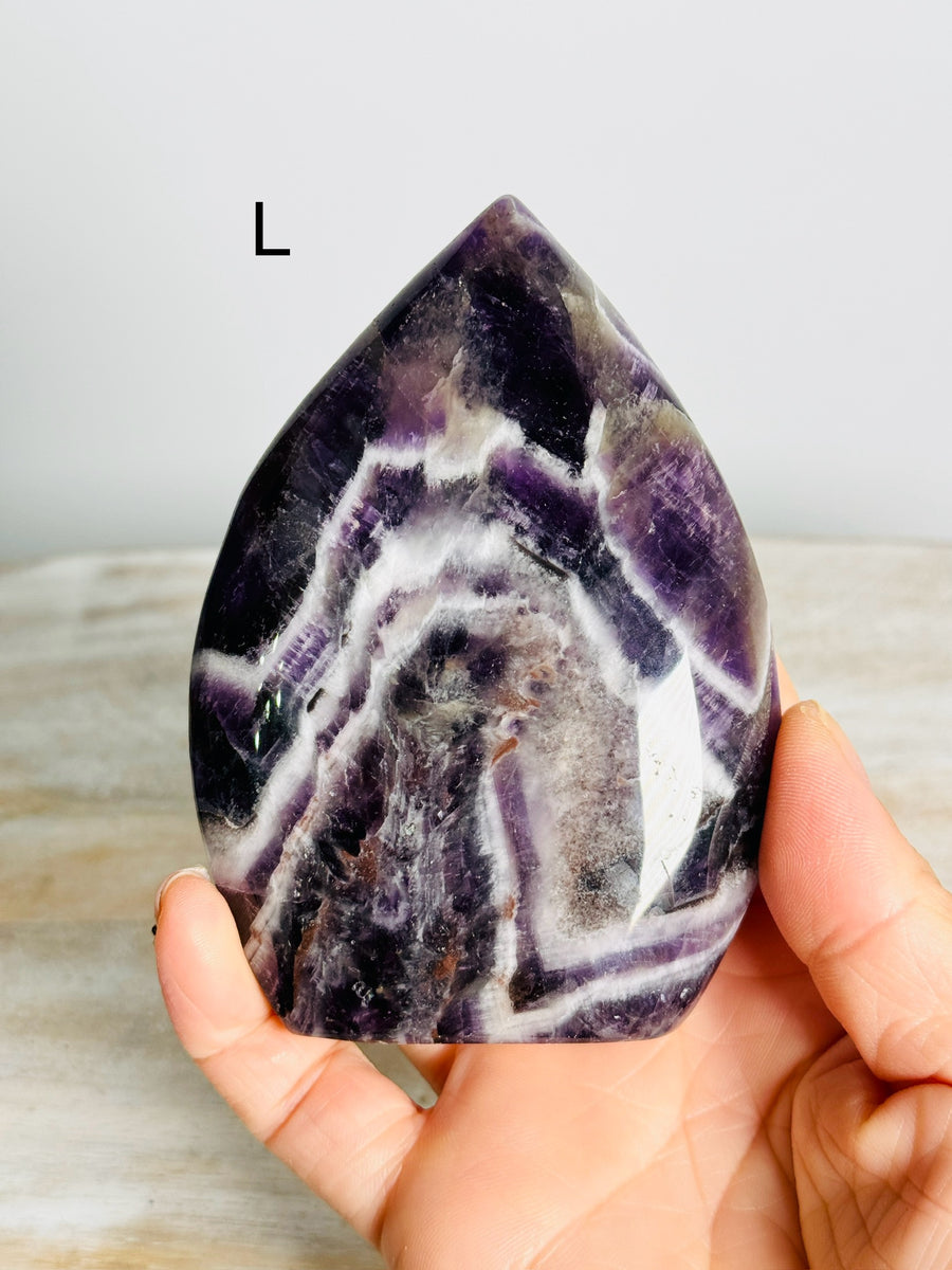 Dream Amethyst Flame Carving