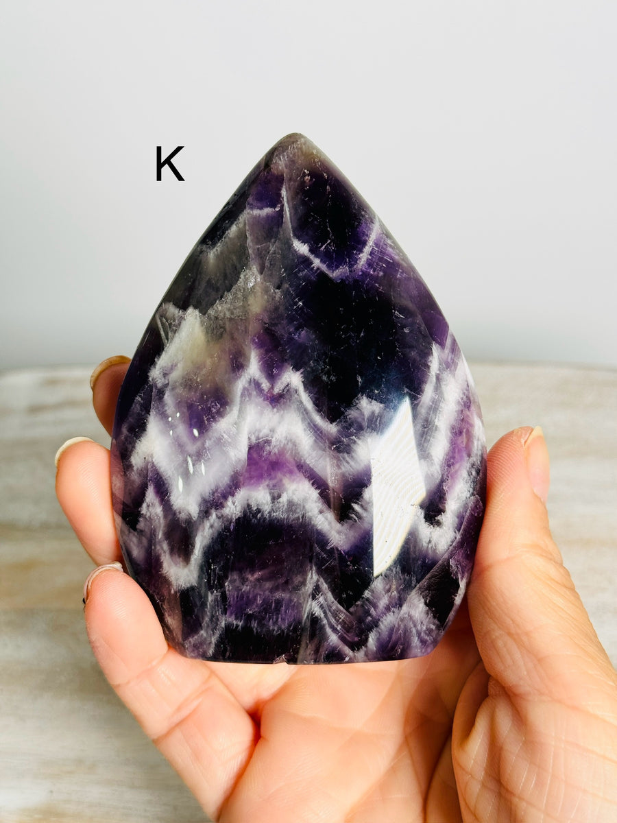 Dream Amethyst Flame Carving