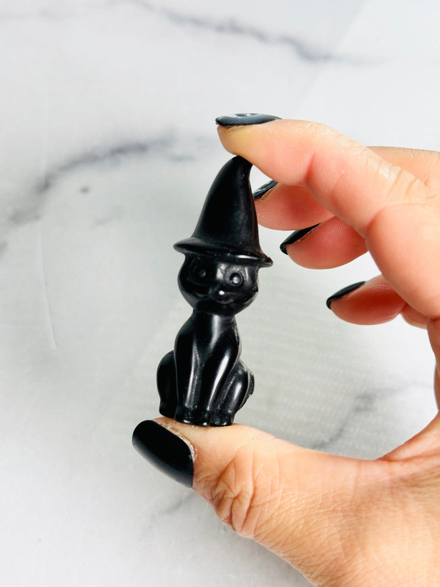 Crystal Witchy Cat Carving