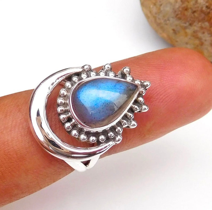 Labradorite Crescent Moon 925 Sterling Silver Ring