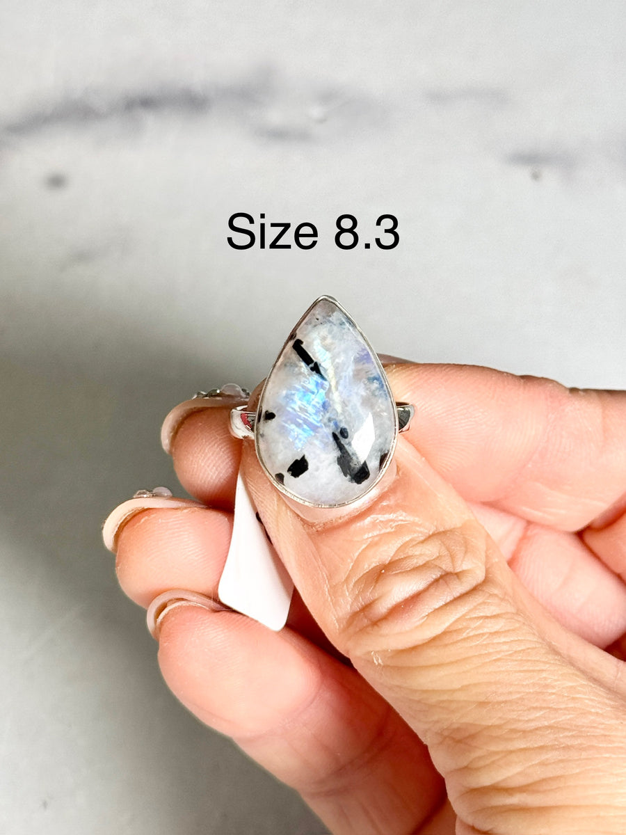 Rainbow Moonstone Teardrop 925 Sterling Silver Ring