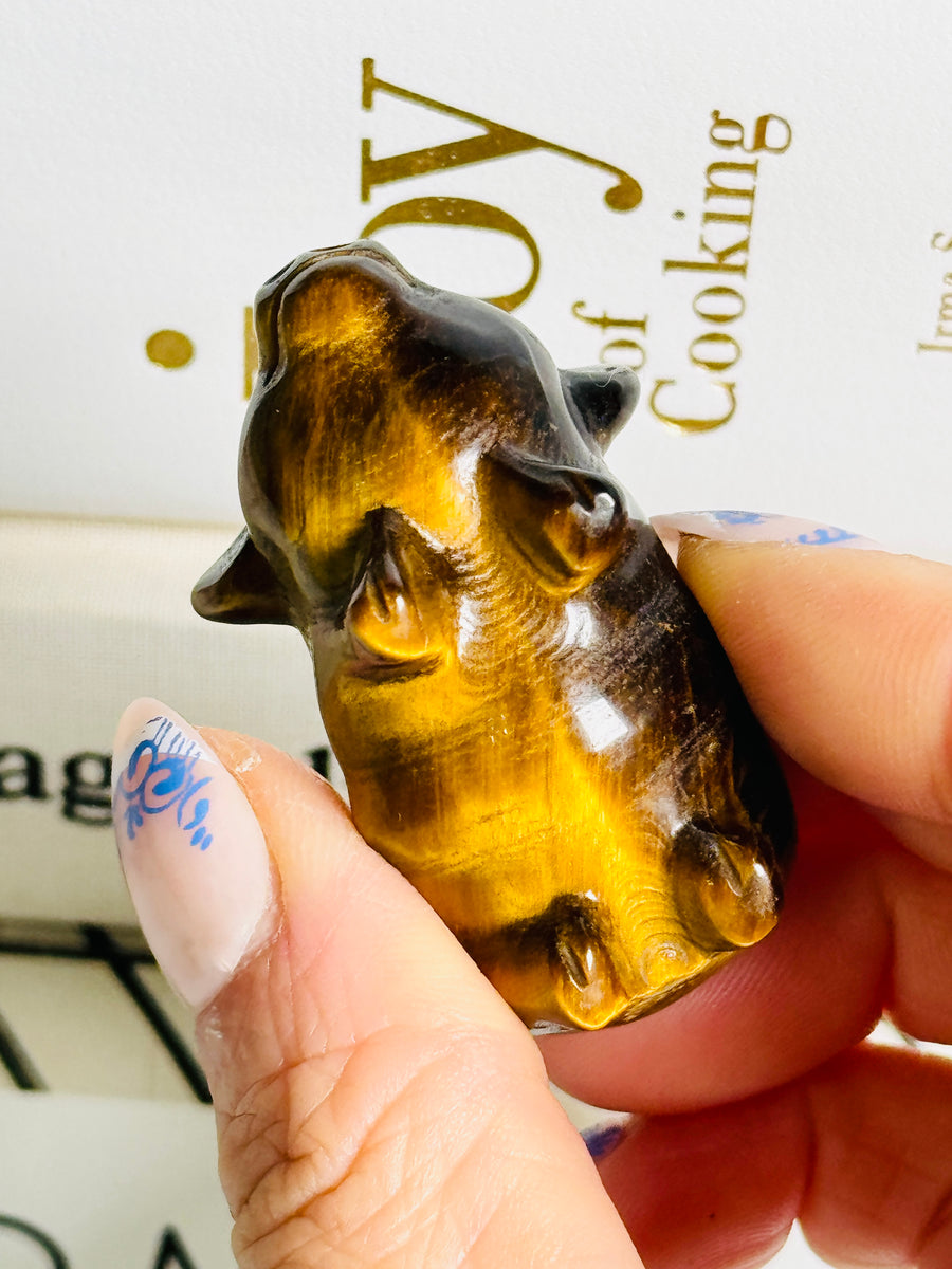 Tiger Eye Pig Carving