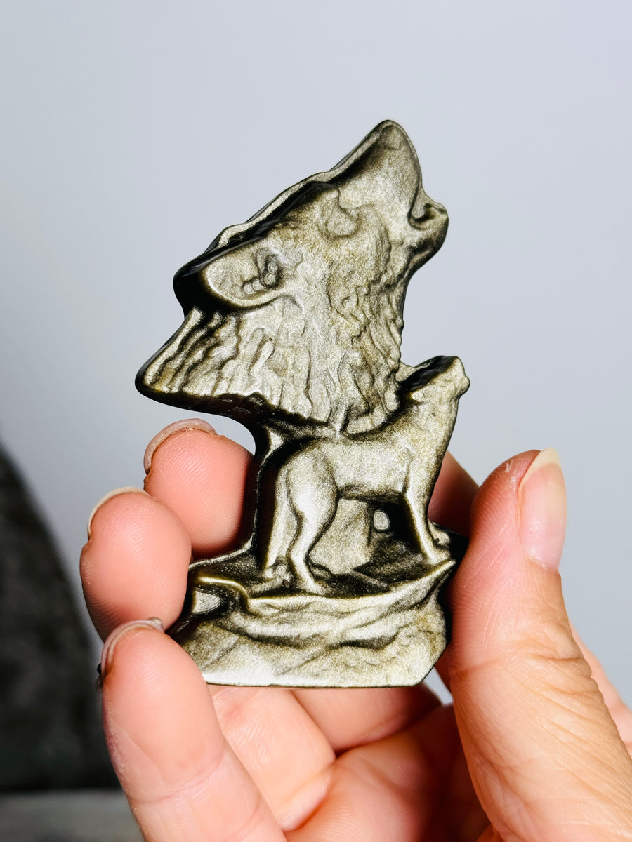 Gold Obsidian Wolf Carving