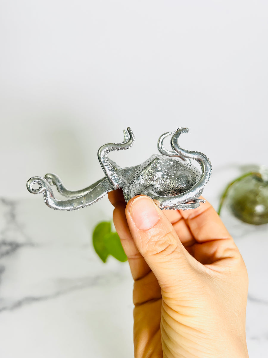 Octopus Sphere Holder