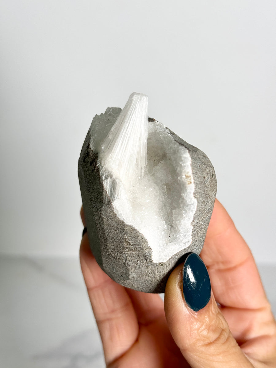 Scolecite Geode