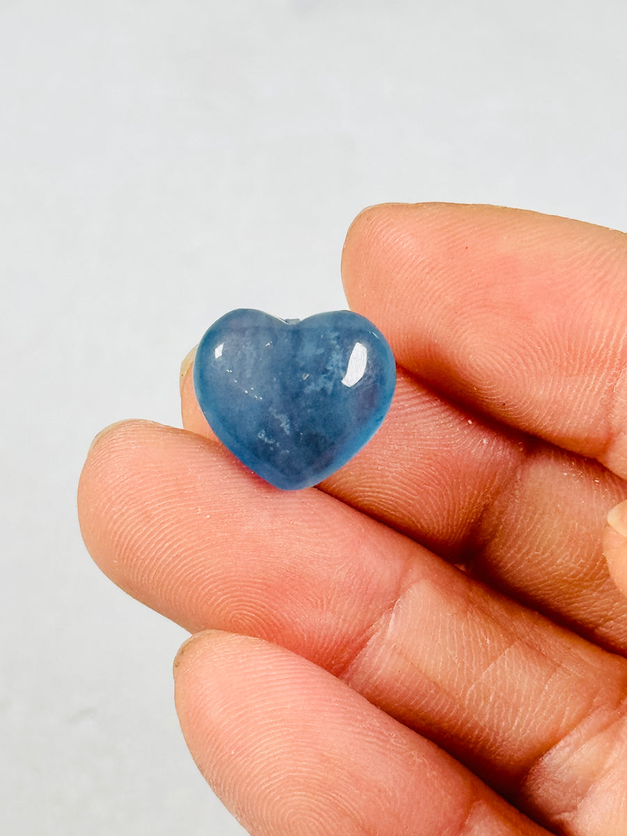 Aquamarine Mini Heart Carving