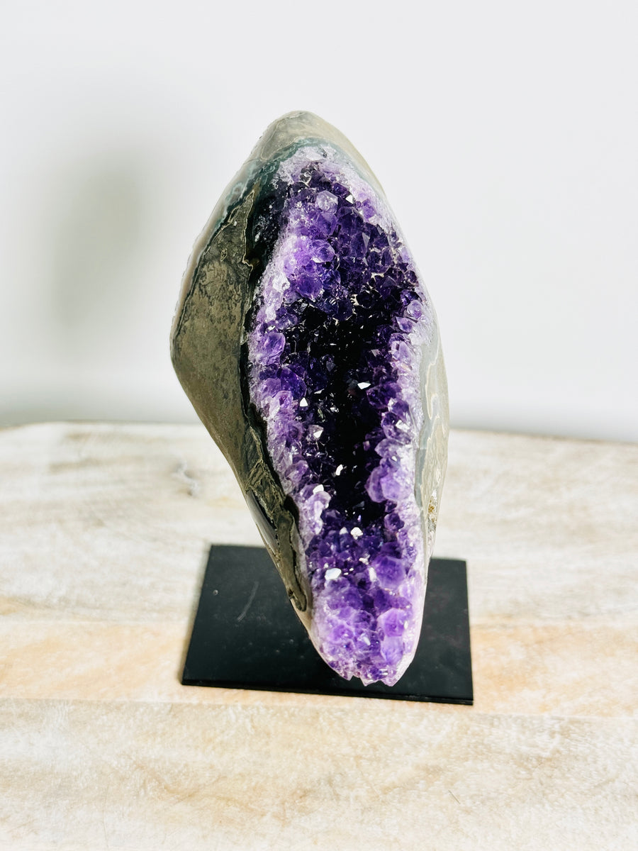 Amethyst Horn on Stand