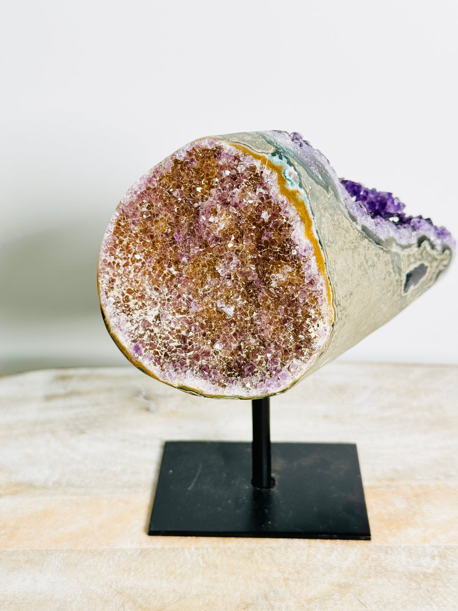 Amethyst Horn on Stand