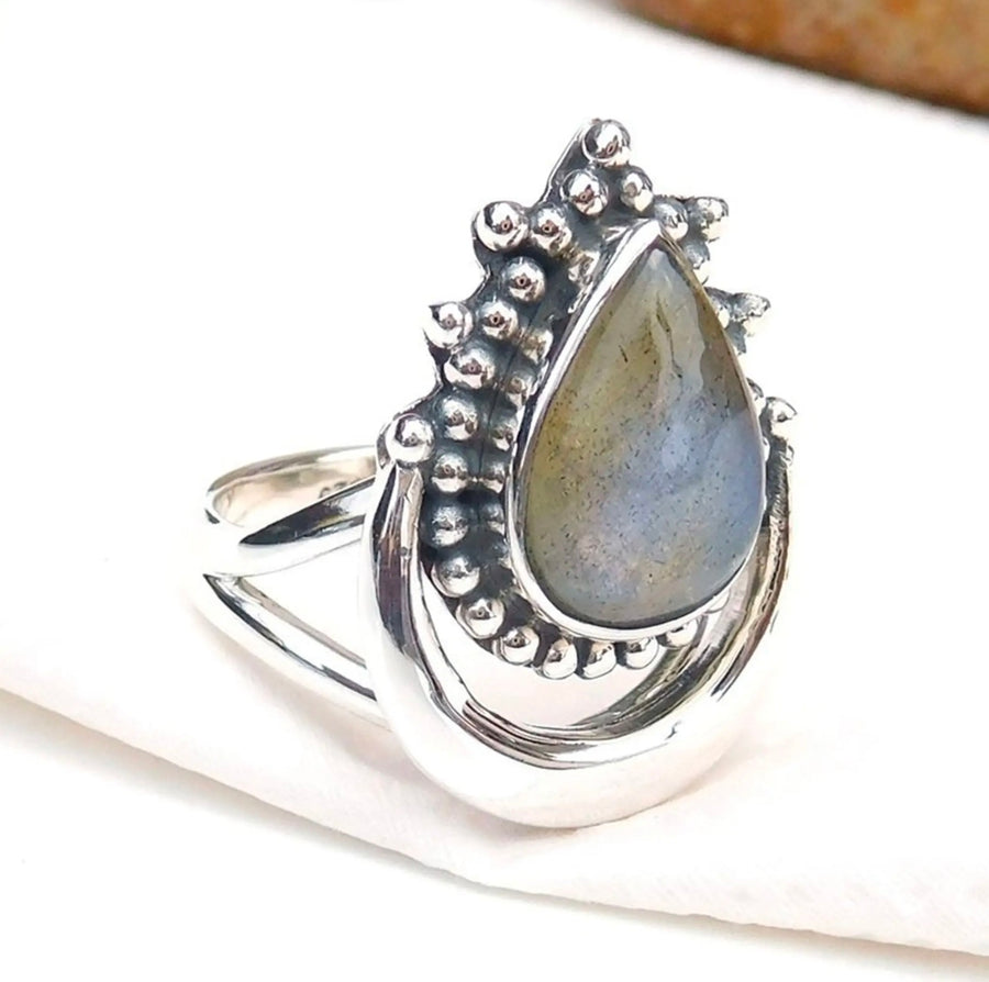 Labradorite Crescent Moon 925 Sterling Silver Ring