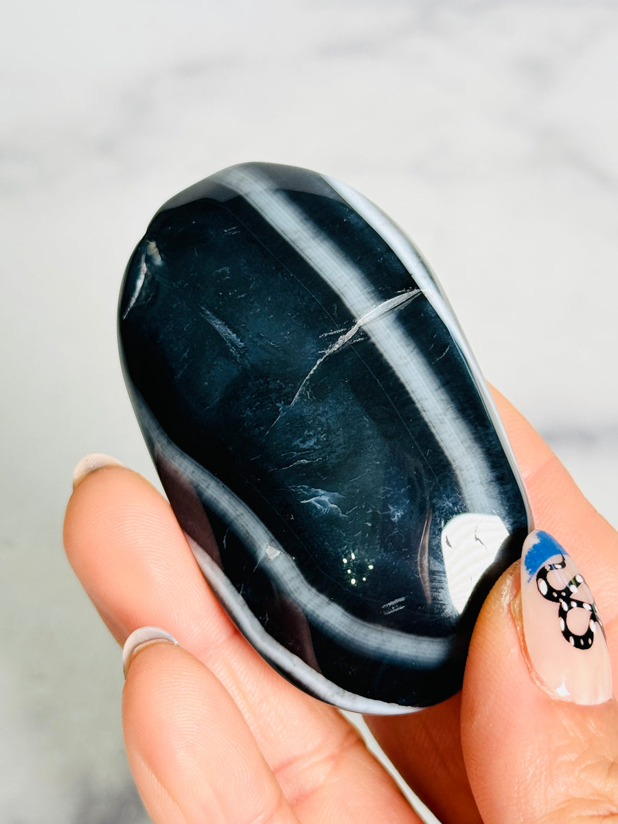 IMPERFECT Black Onyx Palm Stone