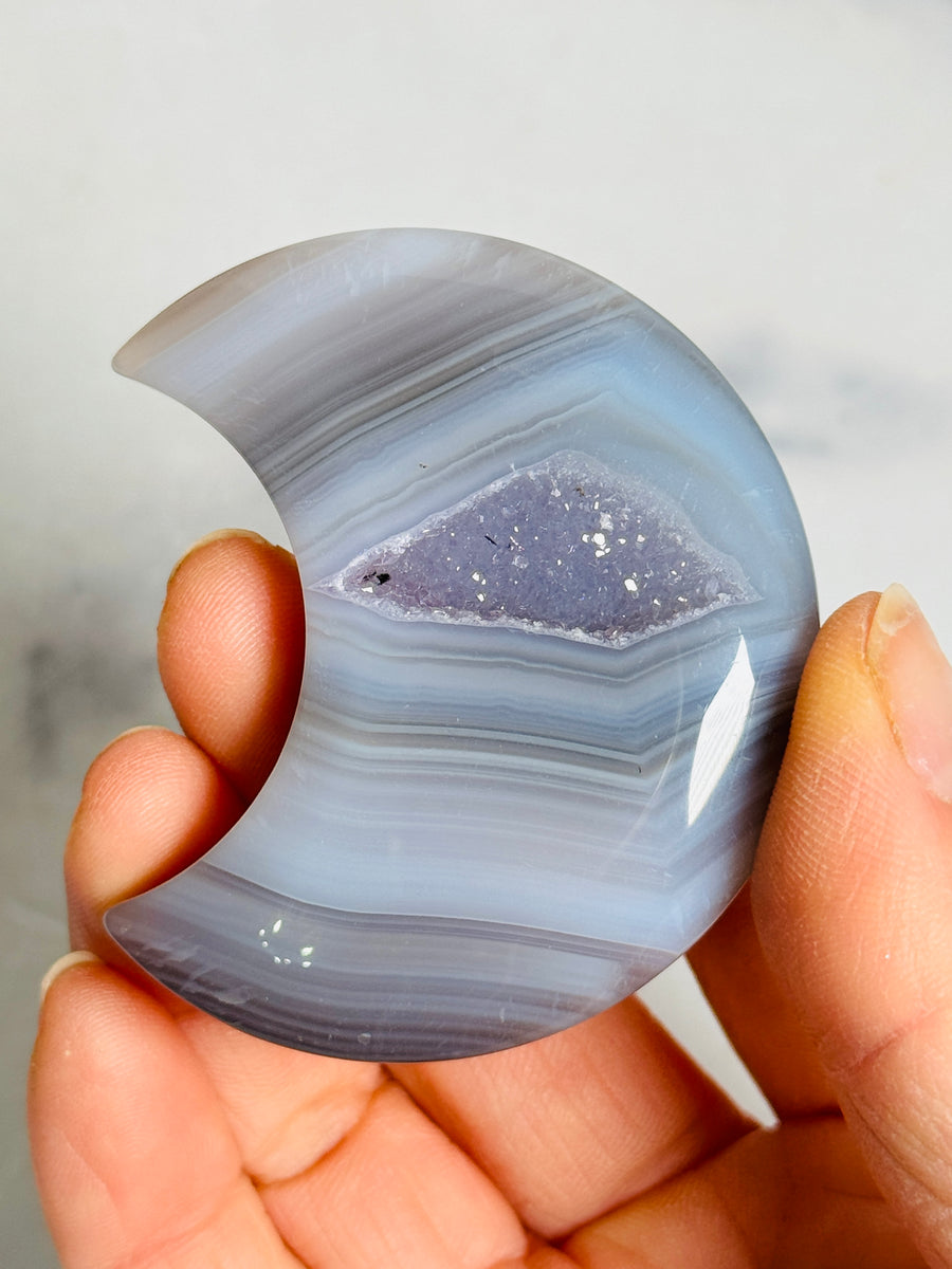 Druzy Agate Moon Carving