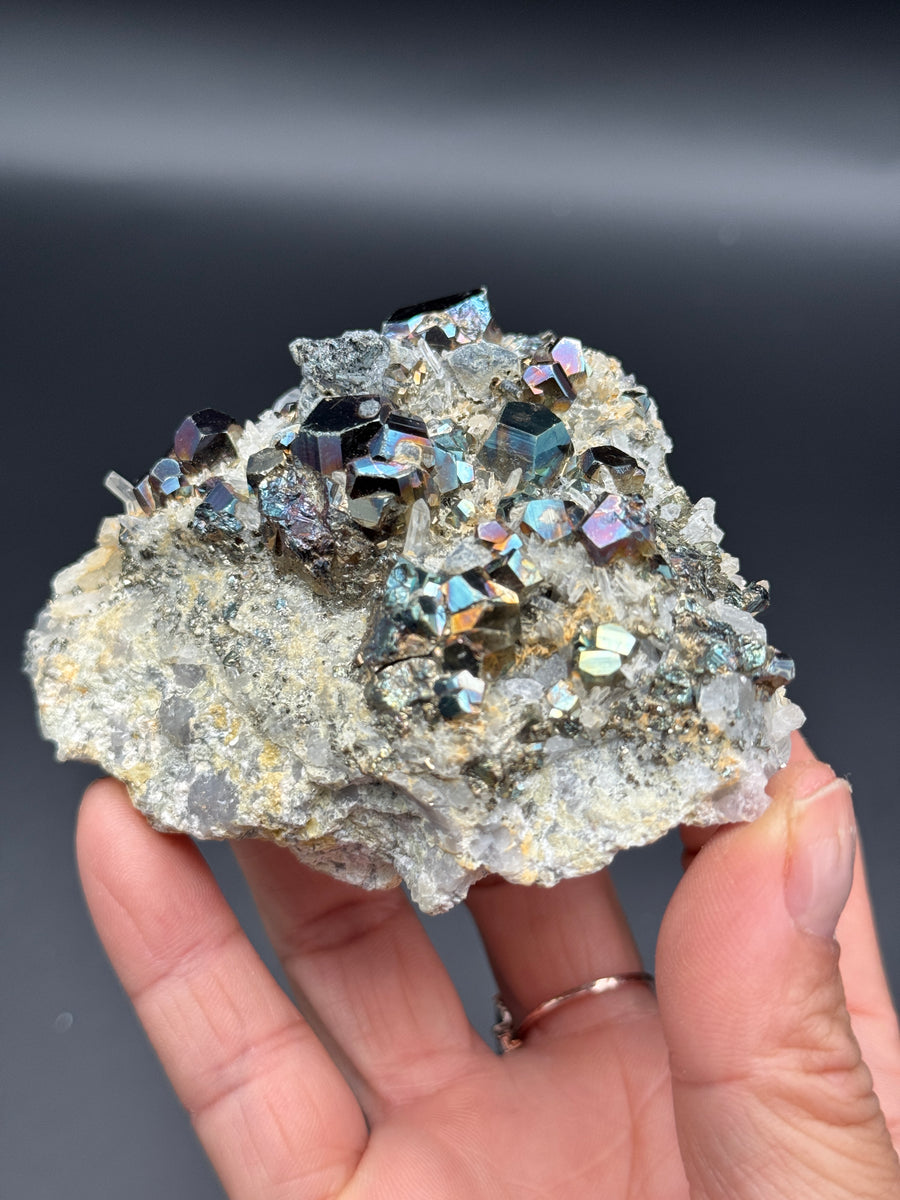 Chalcopyrite with Quartz Cluster