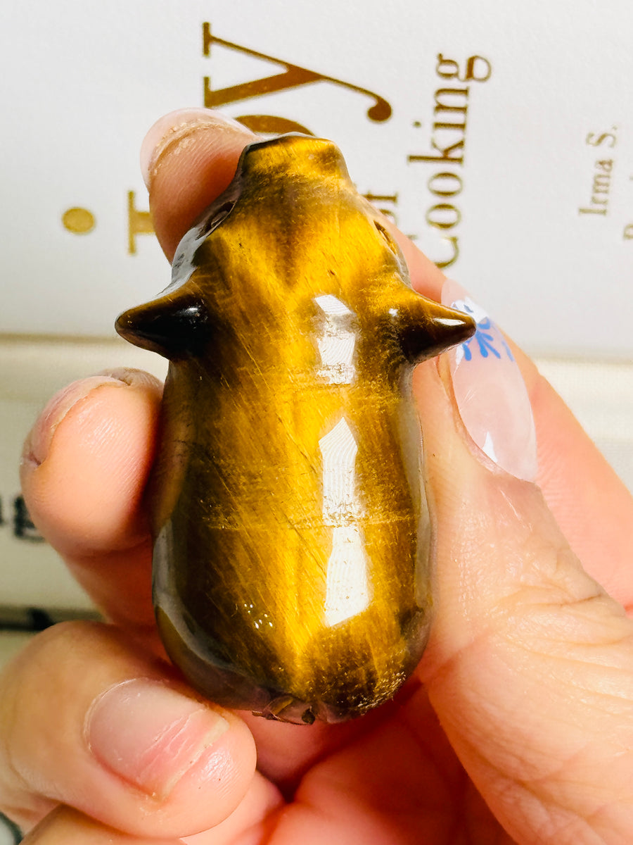 Tiger Eye Pig Carving