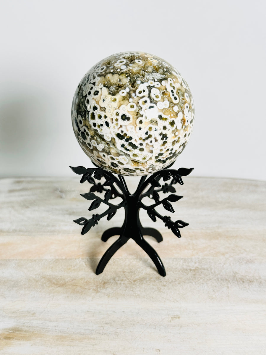 Black 3D Tree Sphere Stand