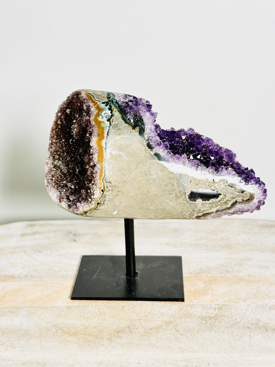 Amethyst Horn on Stand