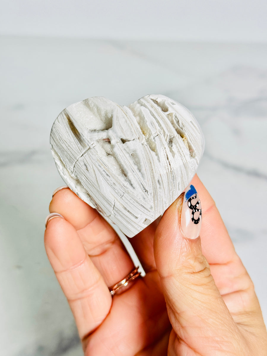 IMPERFECT White Mexican Crazy Lace Agate Heart Carving