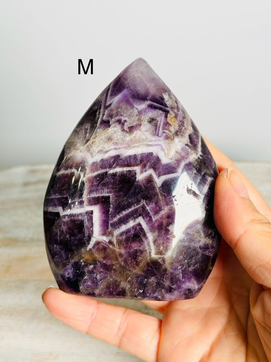 Dream Amethyst Flame Carving