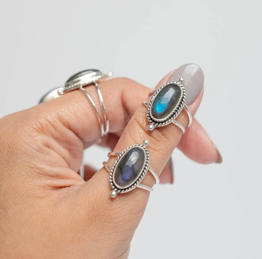 Oval Labradorite 925 Sterling Silver Plated Ring