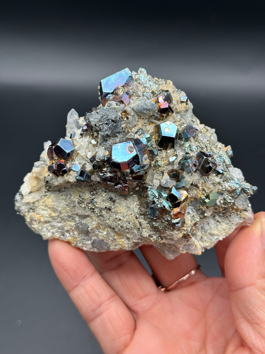 Chalcopyrite with Quartz Cluster