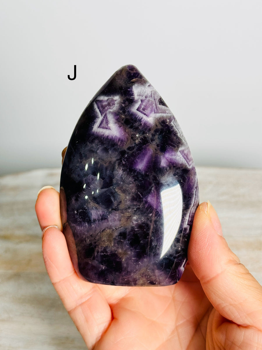 Dream Amethyst Flame Carving