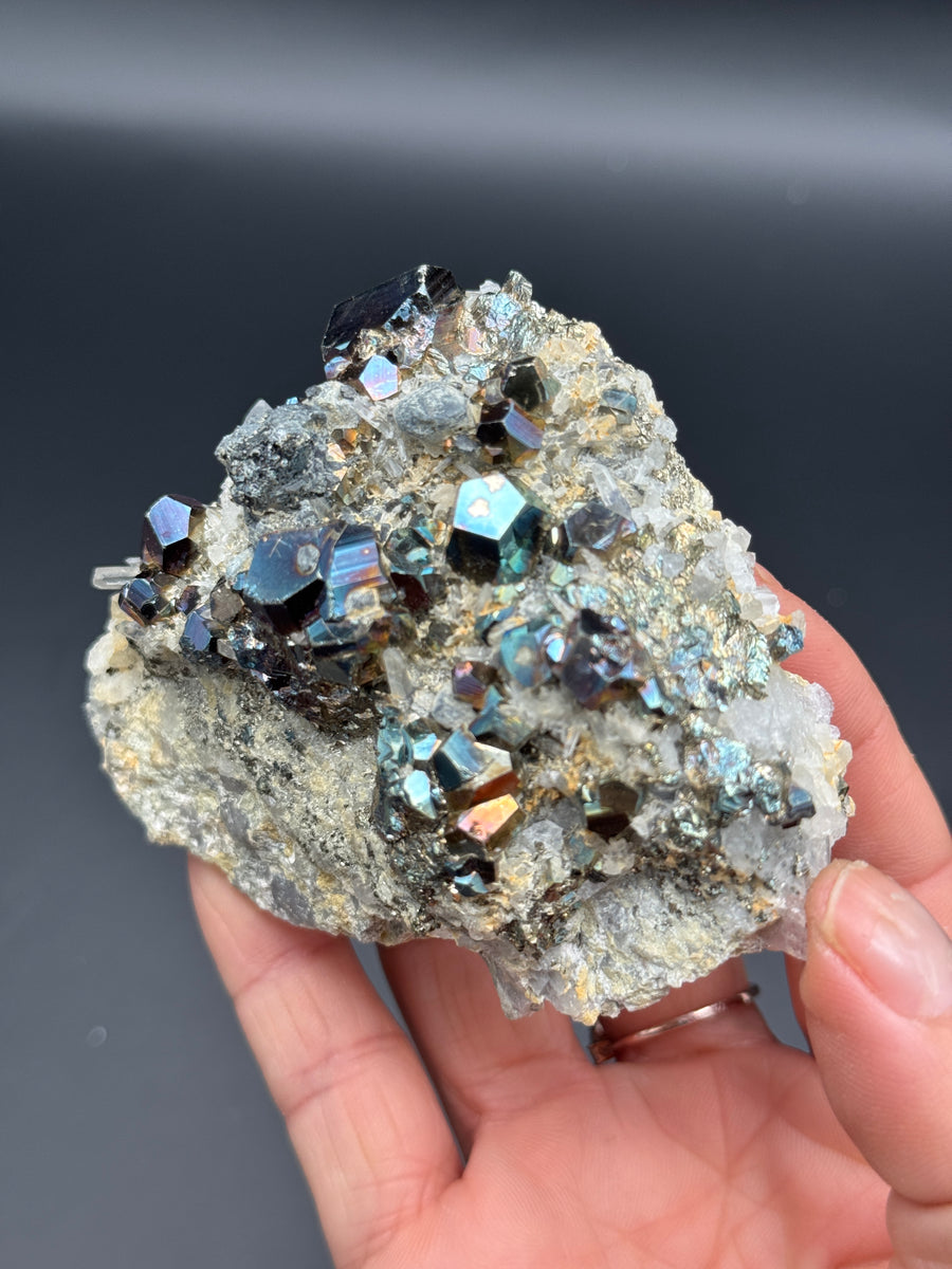 Chalcopyrite with Quartz Cluster