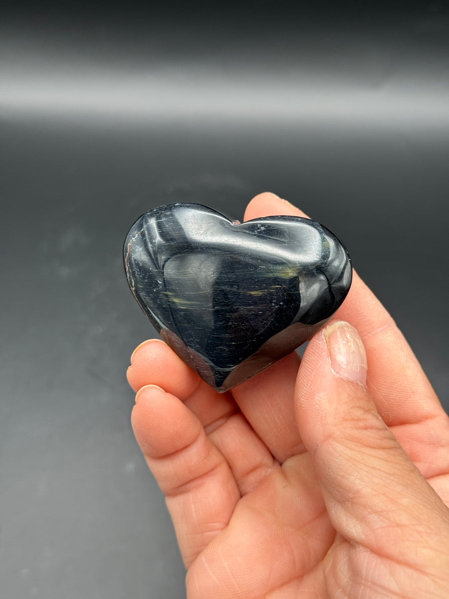 Blue Tiger Eye Heart Carving