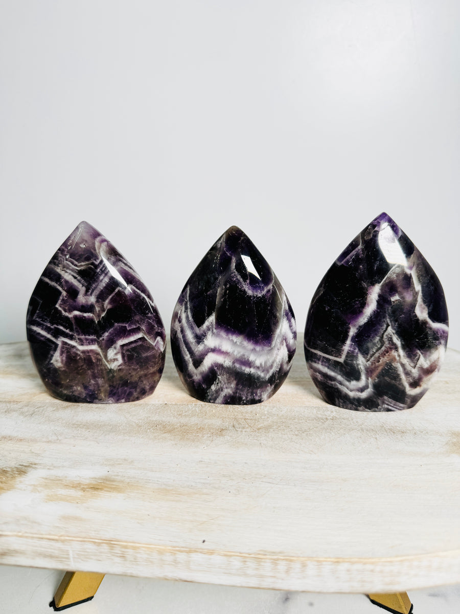 Dream Amethyst Flame Carving