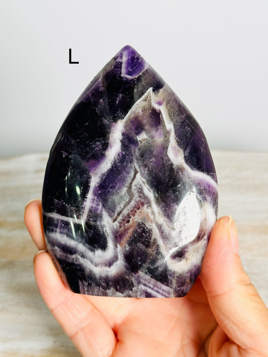 Dream Amethyst Flame Carving