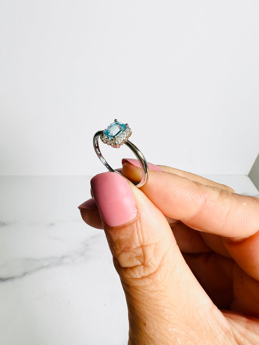 Blue Topaz 925 Sterling Silver Ring