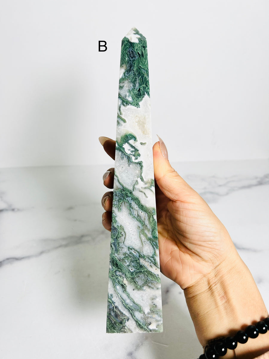 Moss Agate Obelisk Tower