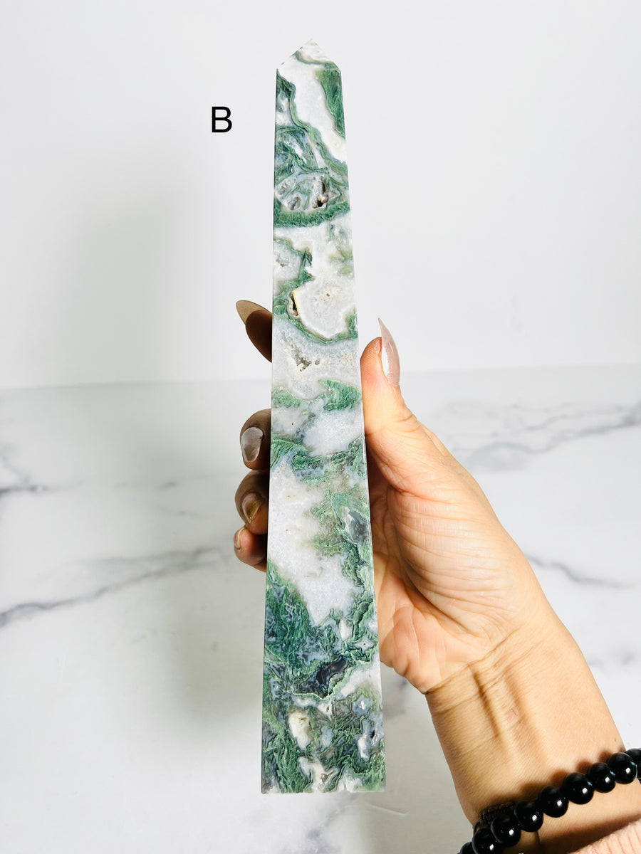 Moss Agate Obelisk Tower