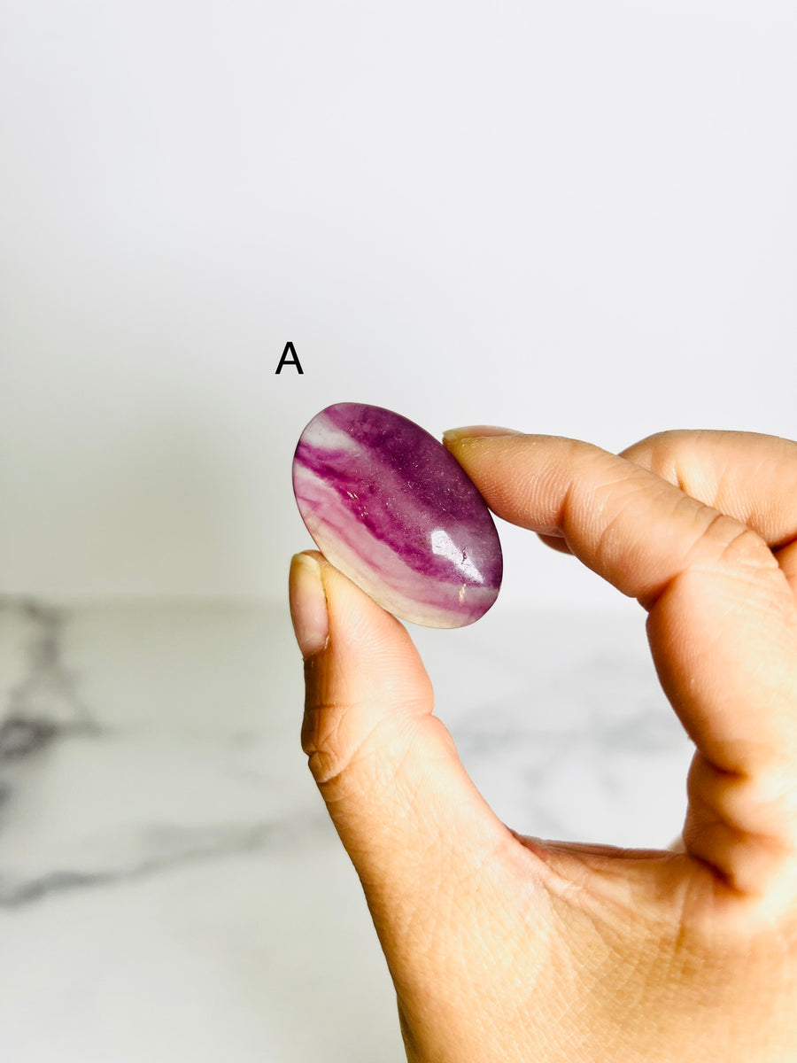 Small High Quality Candy Fluorite Palm Stone