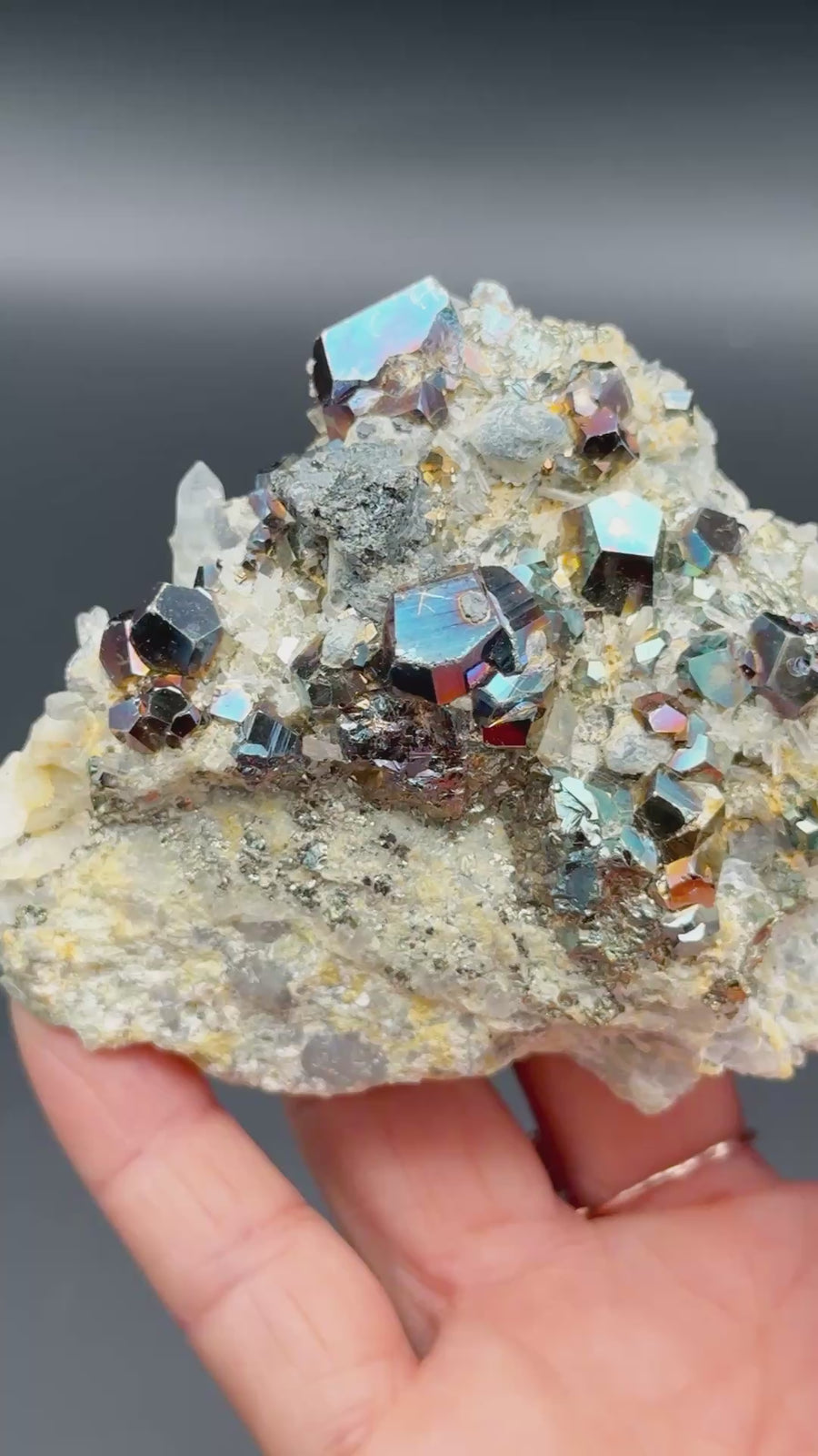 Chalcopyrite with Quartz Cluster