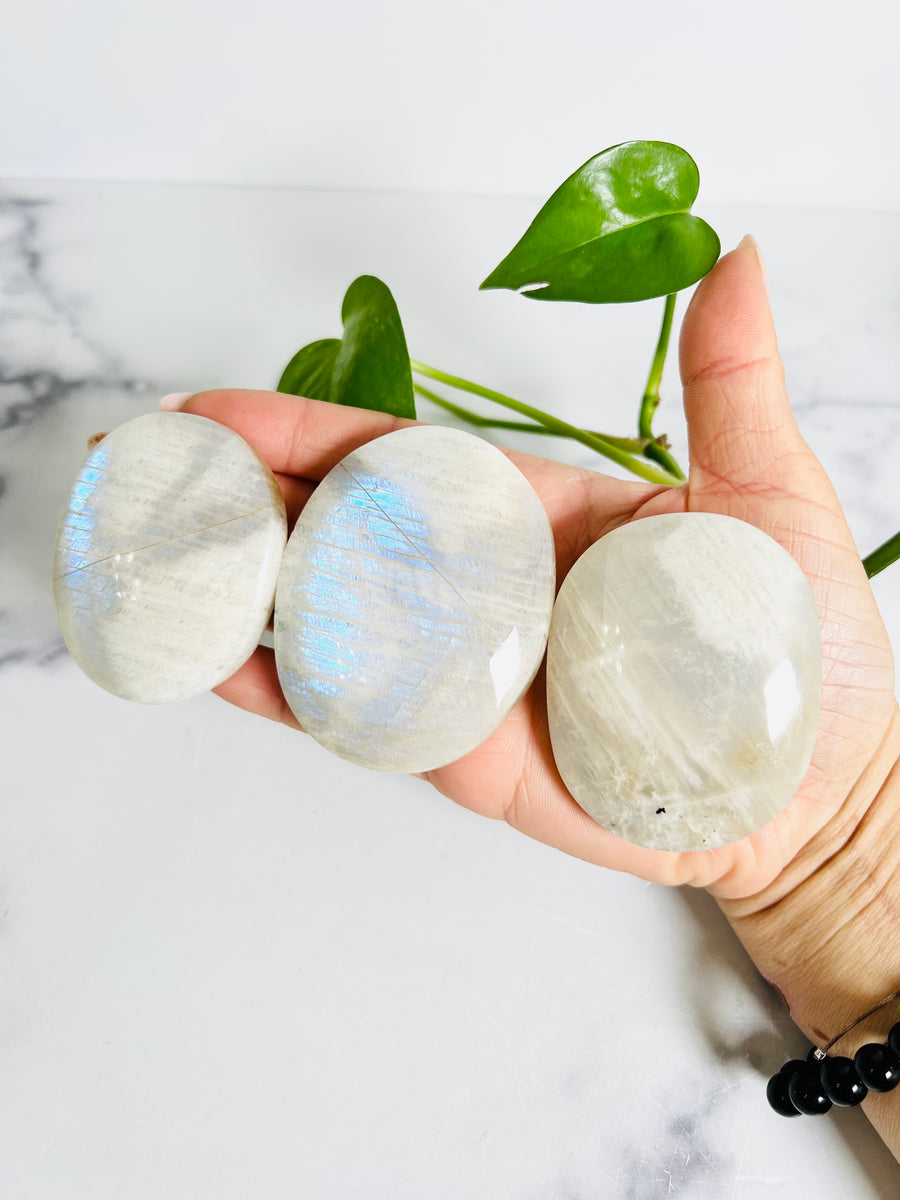 Blue Flash Moonstone Palm Stone