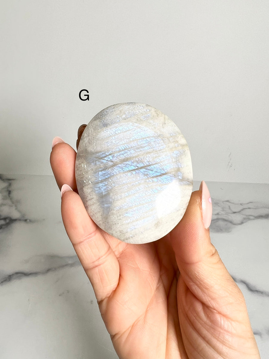 Blue Flash Moonstone Palm Stone